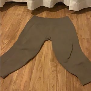 Lululemon Wonder Under taupe crops
